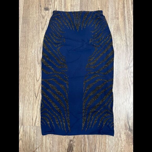 RVN Zebra Textured Jacquard Midi Skirt in Black & Navy - Picture 2 of 4